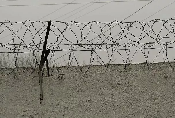 Напавшая на сотрудницу полиции жительница Сочи останется в колонии общего режима