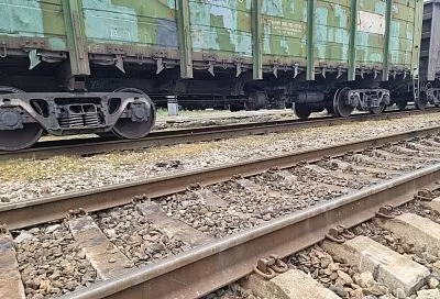 Поезд сбил насмерть пьяную женщину на Кубани