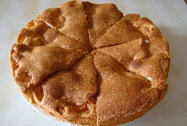 Готовлю пирог с сливочными шампиньонами и картофелем за полчаса. Минимум усилий, а вкус - такой, словно готовил именитый повар