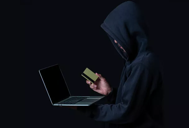 Операторов связи могут обязать полностью компенсировать ущерб жертвам мошенников