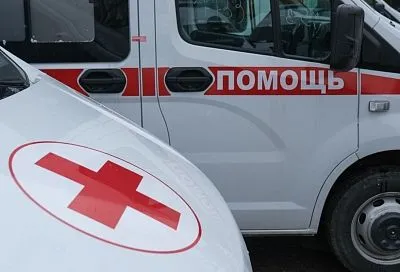 Двухлетний ребенок выпал из окна пятого этажа многоквартирного дома в Адыгее