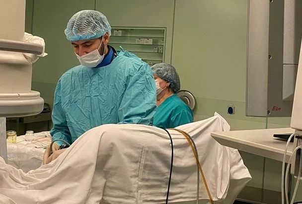 Семисантиметровую кисту почки удалили лапароскопически врачи Городской больницы № 4 Сочи