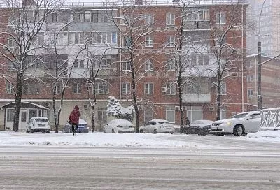 Экстренное предупреждение. В Краснодарском крае ожидается сильный снег и гололед