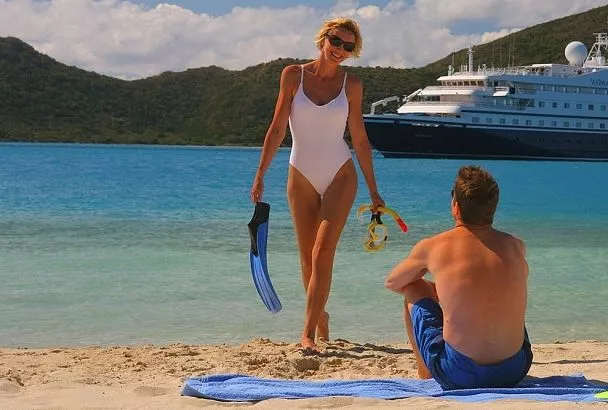 Хозяйка отеля назвала две страны с буйными туристами — как не попасть в их компанию