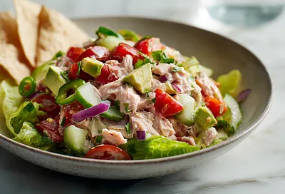 Салат из тунца без майонеза: свежо, быстро и по-домашнему