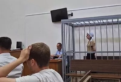Краснодарский крайсуд оставил под стражей обвиняемую по делу о массовом отравлении людей чачей