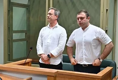 Суд оштрафовал на 100 тыс. рублей экс-полицейского, слившего данные знакомому из базы МВД