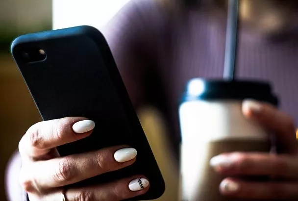 Схема «обратного звонка»: мошенники вышли на новый уровень атаки россиян