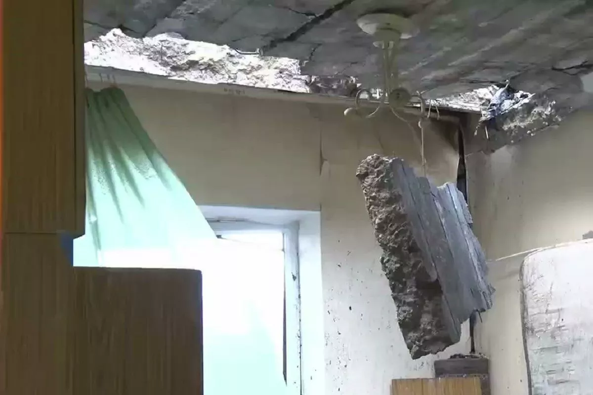 60 частных и многоквартирных домов повреждены при ночной атаке БПЛА по Туапсе