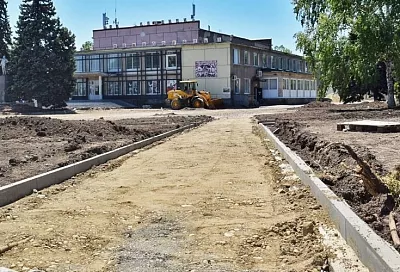 В Кореновском районе в рамках нацпроекта благоустраивают два сквера