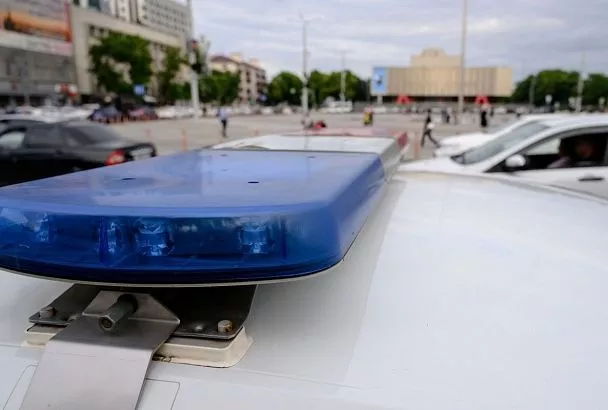 Автомобиль полиции насмерть сбил мопедиста в Краснодаре
