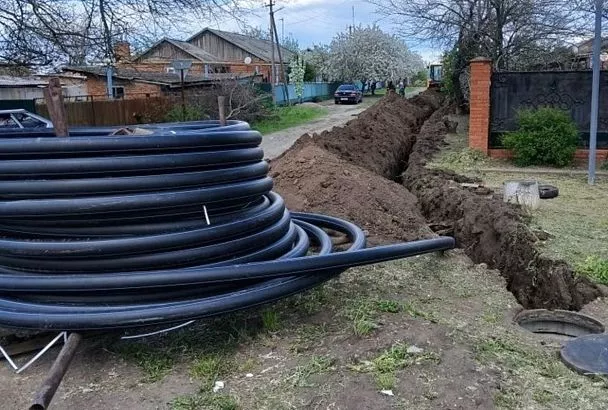 Около четырех километров водопроводных сетей восстановят по нацпроекту в станице Крыловского района