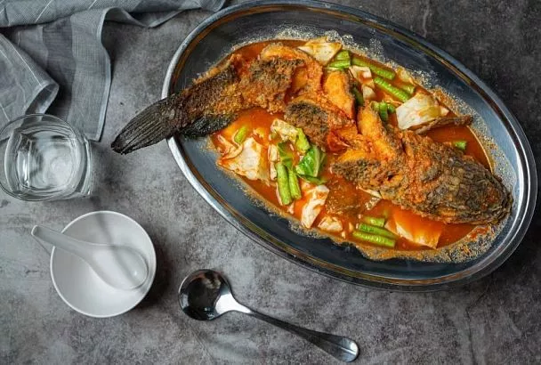 Сочная рыба под маринадом от шефа Ивлева: проверенный рецепт из СССР 