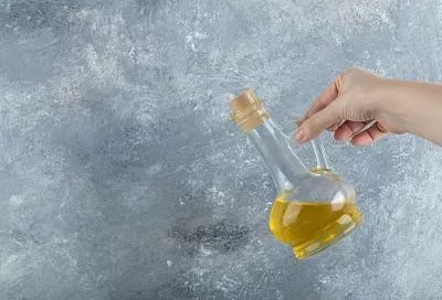 Понравится не только вегетарианцам: как влияет на здоровье льняное масло