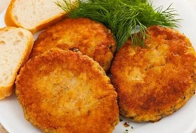 Экономные котлеты. Беру полкило фарша и готовлю гору котлет на два дня 