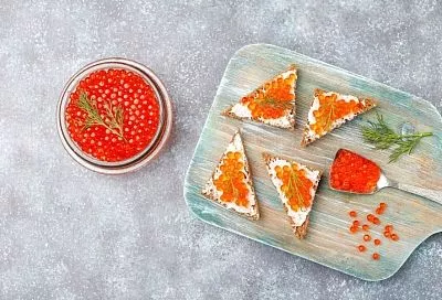 Красная икра: в каких количествах можно есть любимый всеми деликатес