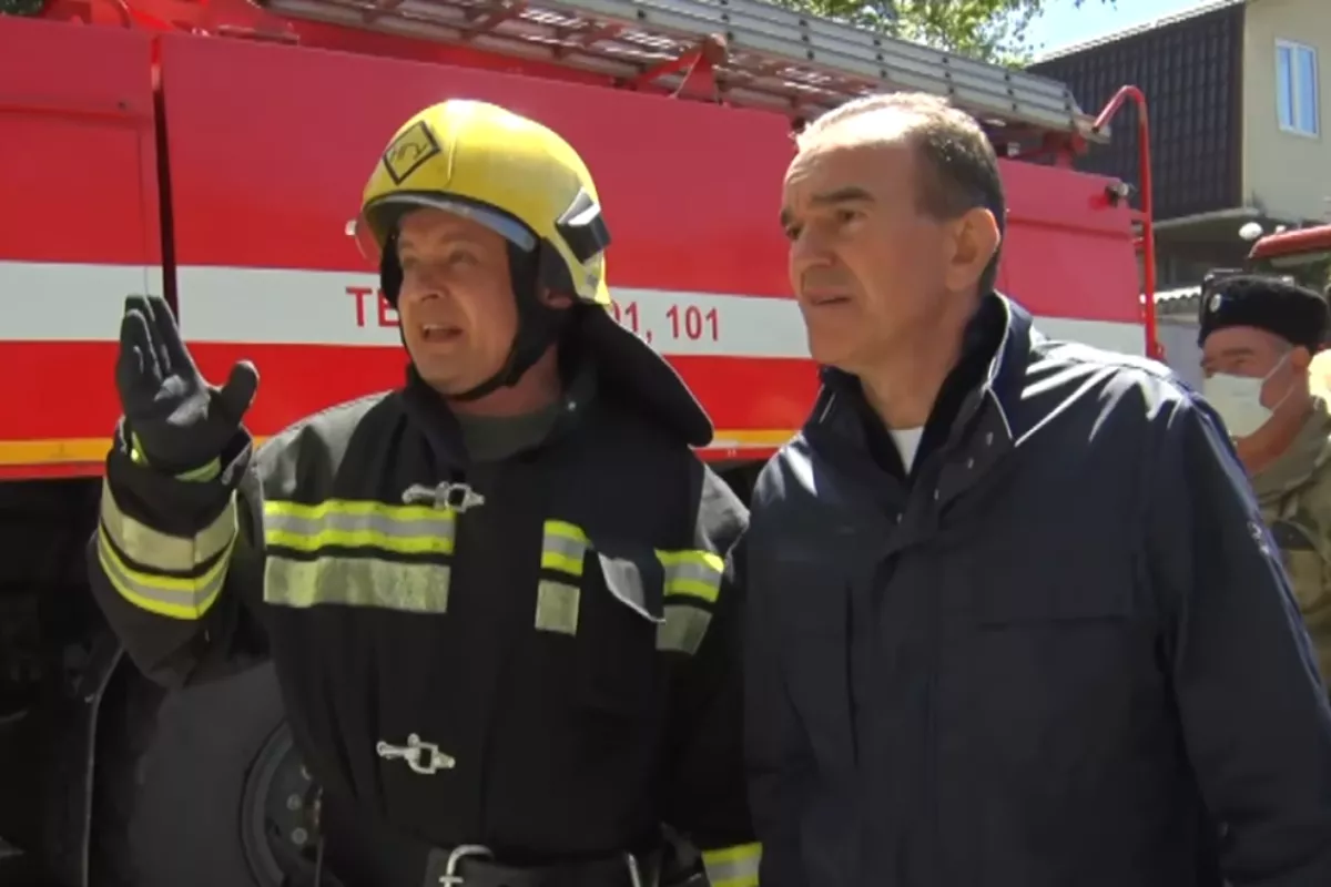 «Ситуация непростая, но контролируемая»: губернатор Вениамин Кондратьев оценил, как идет ликвидация последствий атаки дронов в Туапсе