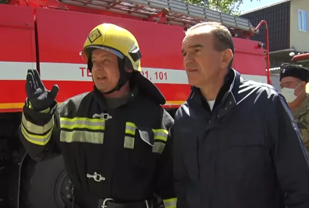 «Ситуация непростая, но контролируемая»: губернатор Вениамин Кондратьев оценил, как идет ликвидация последствий атаки дронов в Туапсе