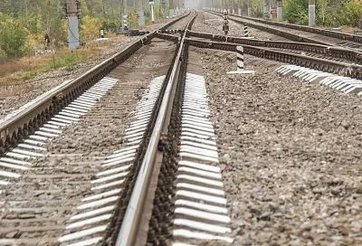 Два поезда следуют в Москву с задержкой после длительного перекрытия Крымского моста в ночь на 28 января