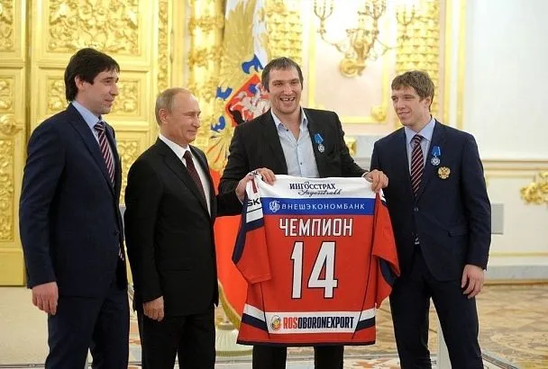 Стоимость билетов на прощальный сезон Овечкина в НХЛ превысила $6,1 тыс. за лучшие места