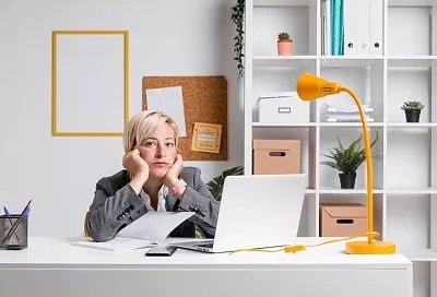 Играем в жмурки: пять упражнений, которые помогают быстро снять напряжение с глаз после длительной работы за компьютером