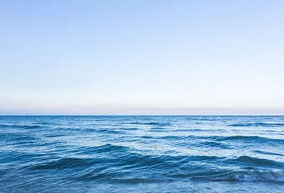 Море в Геленджике проверили на соответствие нормам — вода признана чистой и безопасной