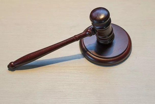 Суд обязал РЖД увеличить ежемесячные выплаты пострадавшей от удара током на станции в Адыгее 
