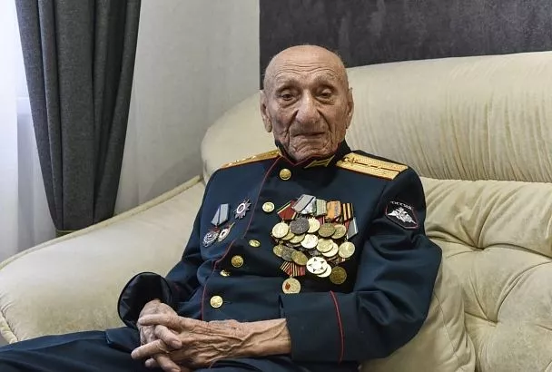 Солдаты Победы: Айказ Овсепян выжил в Сталинградской битве и готовится к встрече 80-летия Великой Победы 