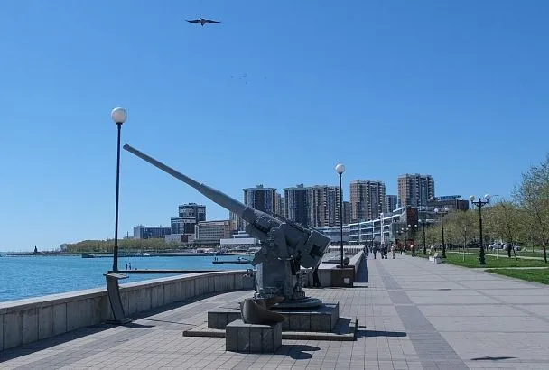 Трижды за сутки пройдут учения по отражению атак БПЛА и БЭК в Новороссийске 