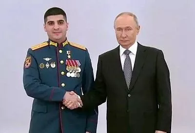 Владимир Путин вручил офицеру из Сочи медаль «Золотая Звезда»