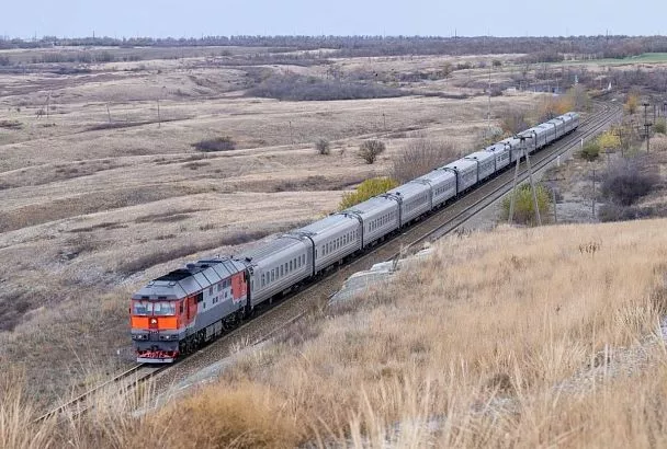 Число задержанных после приостановки движения по Крымскому мосту поездов сократилось до 14