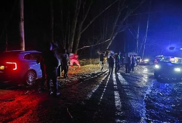 Водитель «Газели» без прав сбил школьницу и съехал в кювет в Сочи. Есть пострадавшие