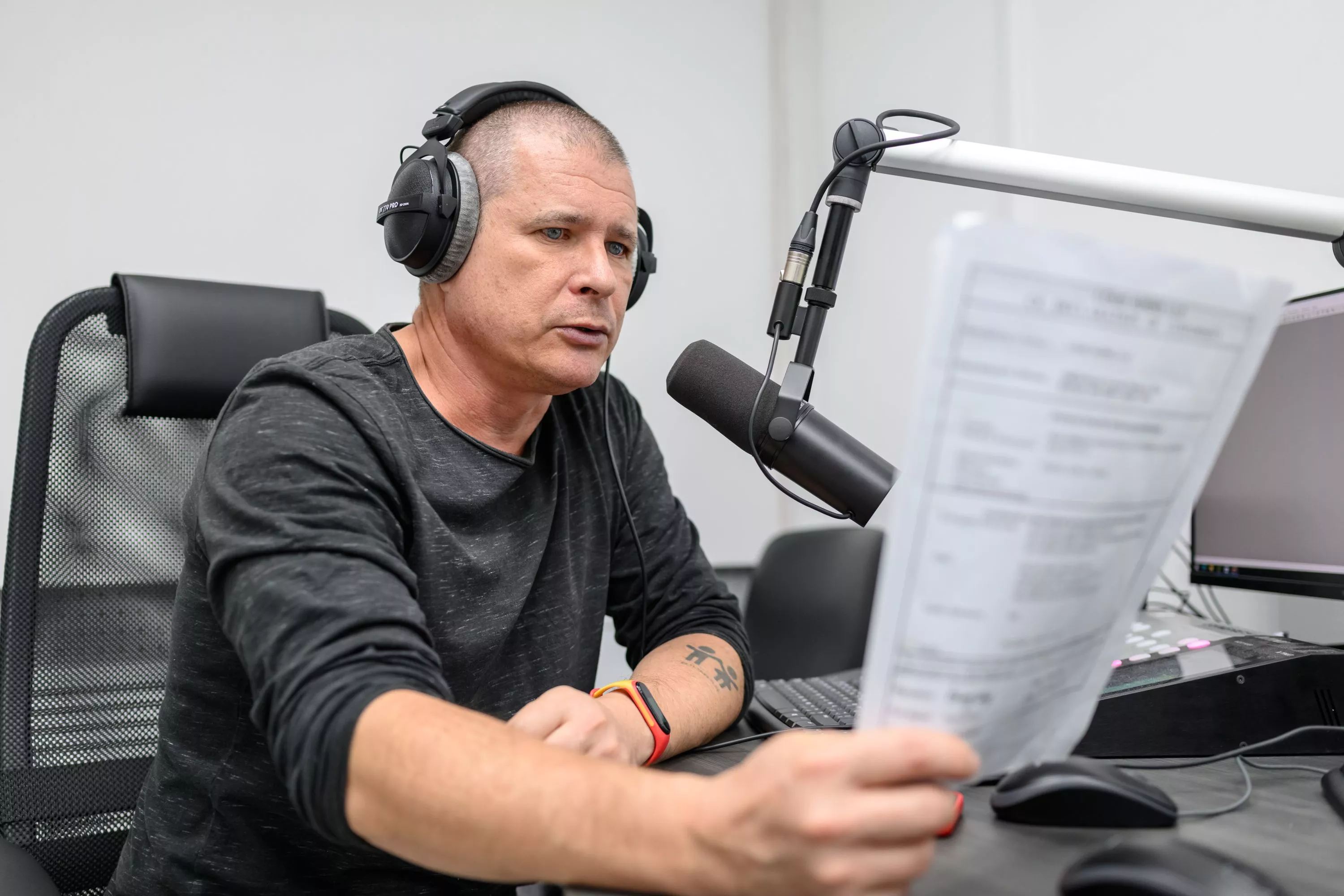 Такого еще не было: в Краснодарском крае запускают радио с мужским характером