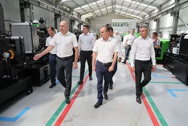 Вениамин Кондратьев посетил два предприятия в Красноармейском районе