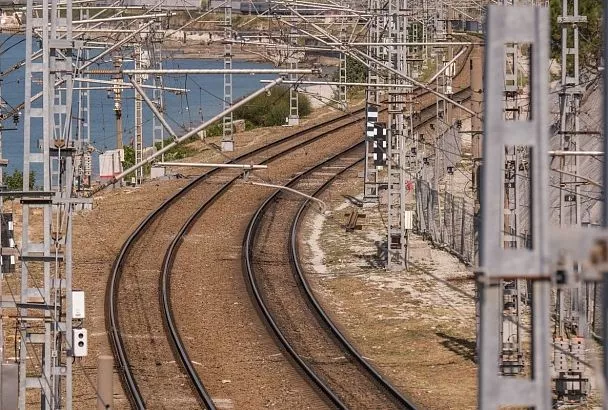 Возобновляется продажа билетов на поезда «Таврия» из Адлера в Крым