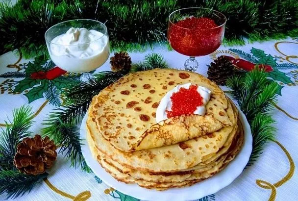 Это блинная мечта! 1 ч. л. крахмала, и ваши блинчики для Сырной седмицы больше не рвутся (заверни начинку)