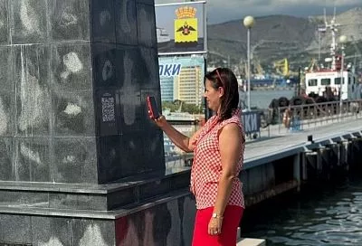 Говорит Новороссийск: в городе-герое появились первые аудиогиды с QR-кодами у достопримечательностей