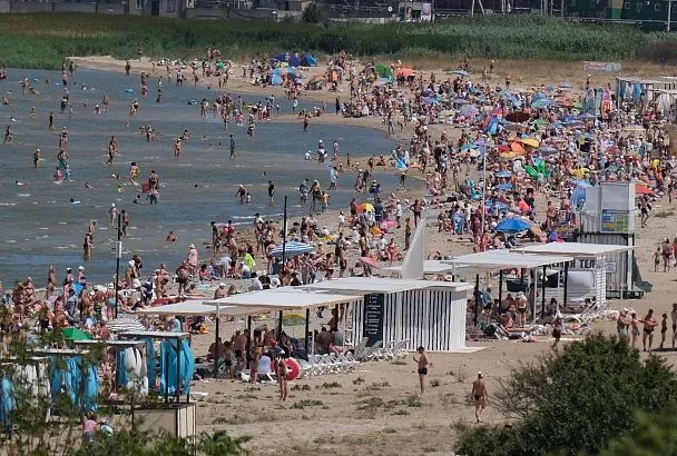 34 спасателя следят за безопасностью на пляжах в Ейском районе