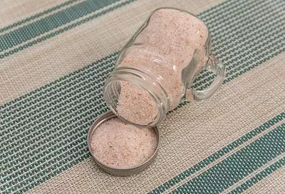 Много лет покупаю адыгейскую соль домой, но не верю в ее супер-пользу. Оказалось, что не зря