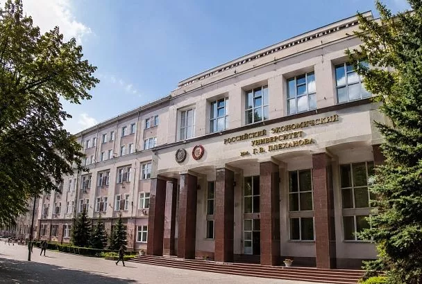 ИИ станет обязательным? В российских вузах хотят кардинально изменить программу обучения