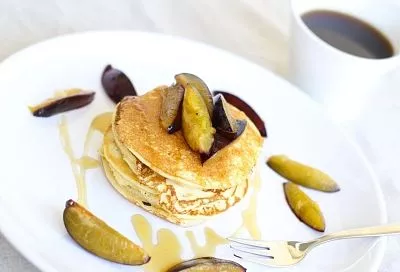 Вовсе не секрет: какие оладьи вкуснее - на кефире или молоке