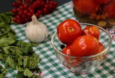 Помидоры на зиму «Как свежие»: секрет того самого вкуса, который не купишь в магазине