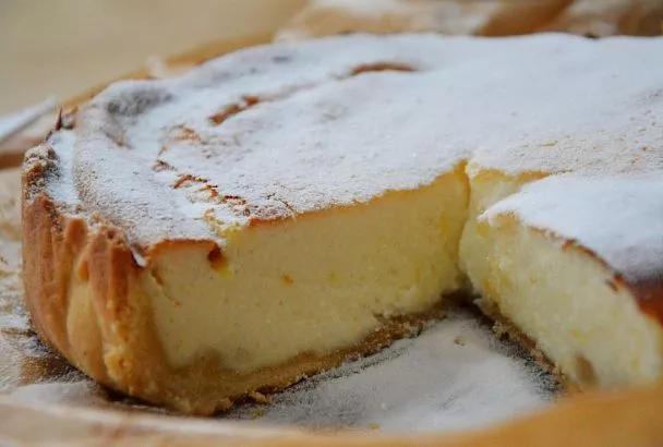 Побалуйте себя и близких: что еще, кроме сырников, можно сделать из творога на завтрак