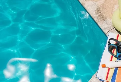 Трехлетняя девочка утонула в бассейне на базе отдыха в Адыгее