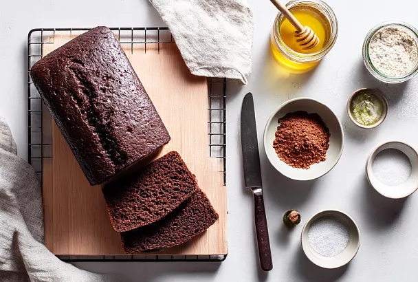 Печём постный шоколадный кекс: влажный, ароматный и без единого яйца