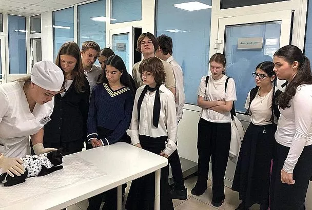 Краснодарские школьники познакомились с профессией ветеринарного врача