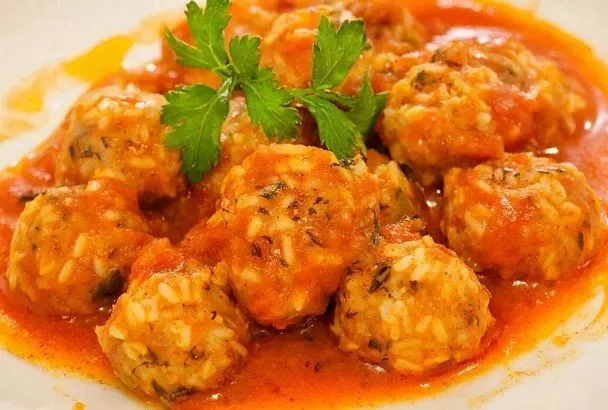 Тефтели из гречки и риса: сытные, но без лишней тяжести — с насыщенным вкусом