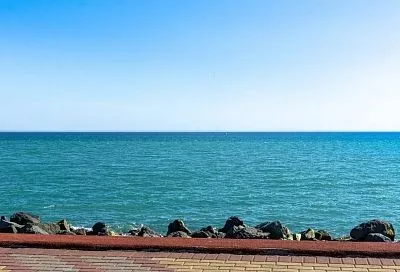 До +19 градусов прогревалось Черное море в Сочи, но вода остыла
