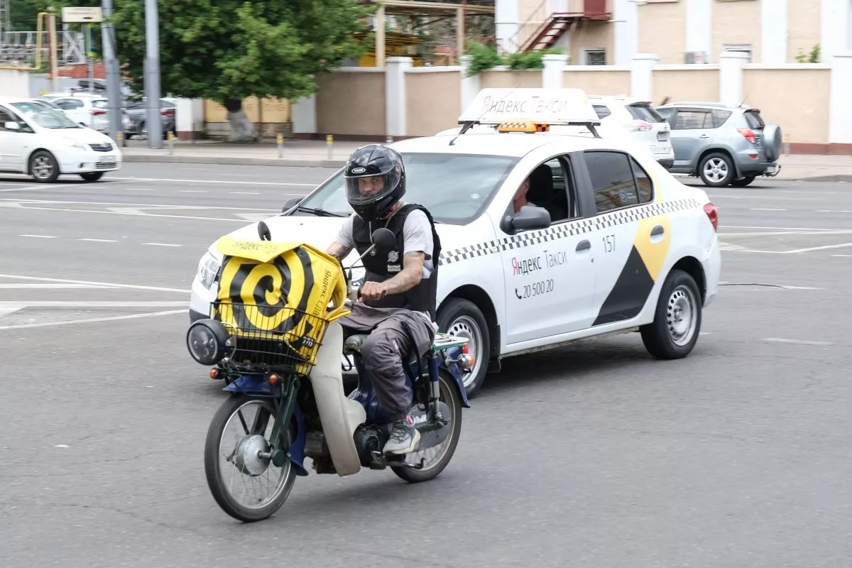 Частичную занятость с посменной оплатой в первом квартале предлагали в полтора раза чаще