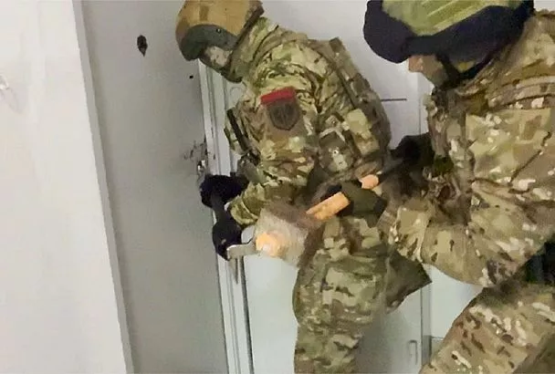 Росгвардия скрутила жителя Сочи, отправлявшего девушке порно со своим участием